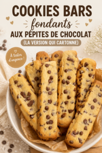 Cookies bars fondants aux pépites de chocolat sur une assiette