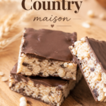 Kinder Country maison décoré sur une table