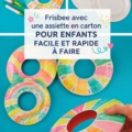 Frisbee en carton fait maison posé sur l'herbe