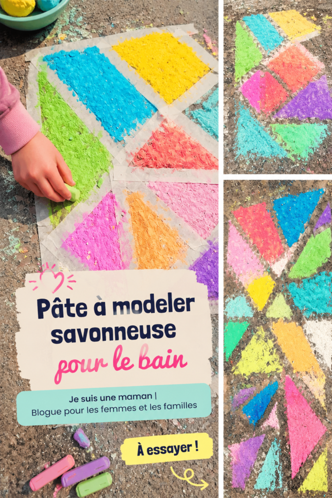 Une pâte à modeler savonneuse colorée dans un bain pour enfants